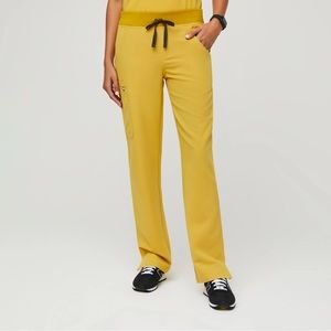 ISO FIGS “Light Gold” Kade sz Medium Petite (MP) pants